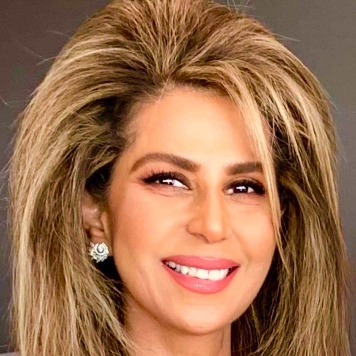 Samina Chohaan (Pakistan)